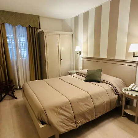 Hotel Bristol 3*