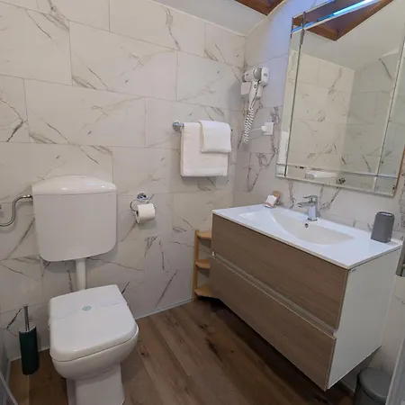 Bristol Hotel 3*