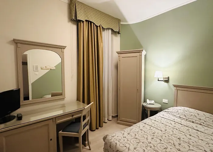 Szálloda Bristol 3*